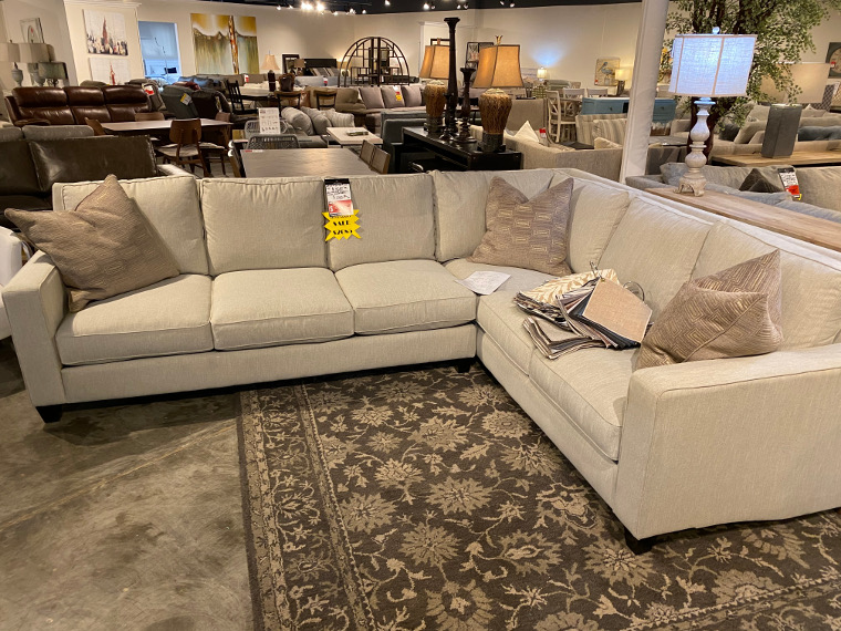 Style Artesia sectional on sale